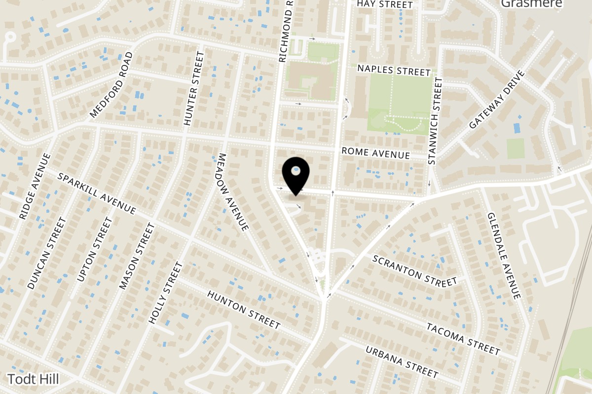Map showing the location of John's Deli Staten Island on 1060 Richmond Rd in Staten Island